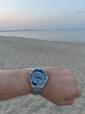 Omega Seamaster Diver 300M Co-Axial Master Chronometer   Ref.210.30.42.20.06.001
