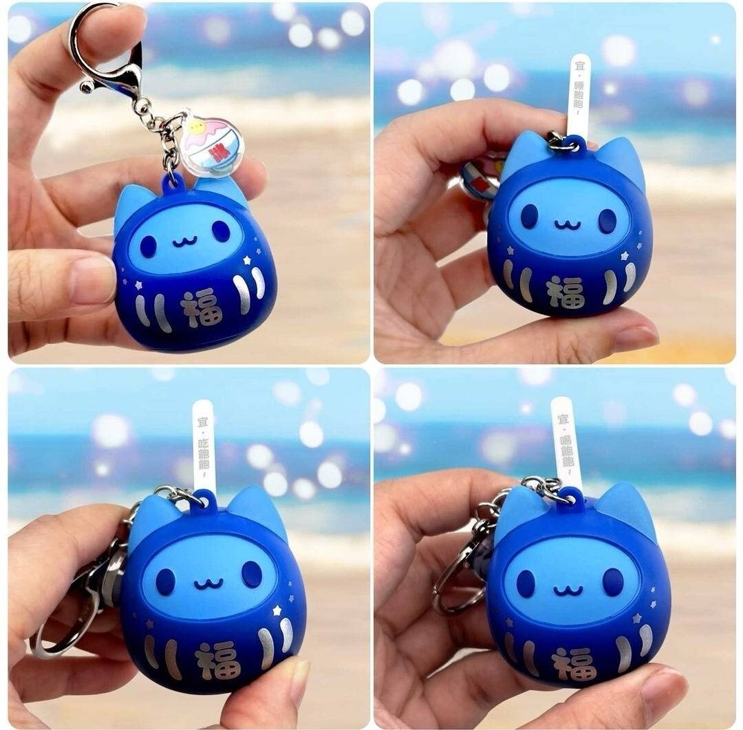 Bugcat Capoo x 7-11 Capoo 'Fortune' fortune teller keychain (new