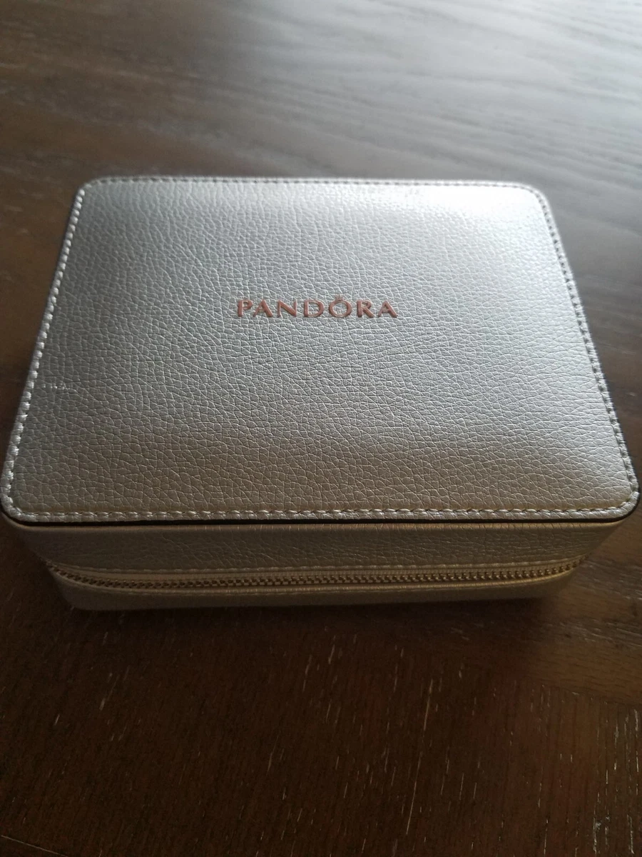Pandora bracelet shop travel case