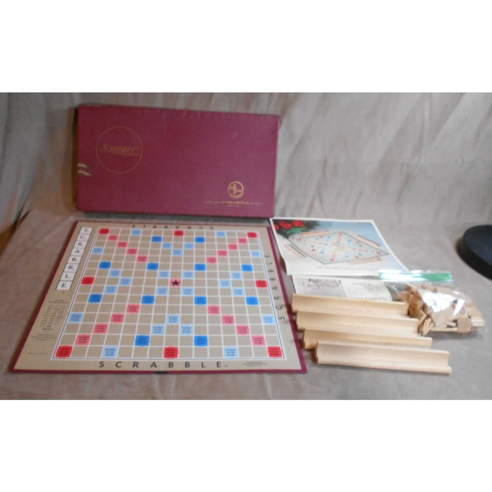 Vintage 1976 Scrabble Crossword Game Complete Selchow & Righter - Image 3 of 4