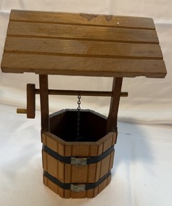 Handcrafted Wooden Wishing Well Decorative Home Décor Accent, 7 Inch