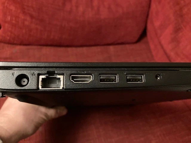 Dell Latitude 3580 · i3-6006U · 12GB · 240GB, photo 4 of 5