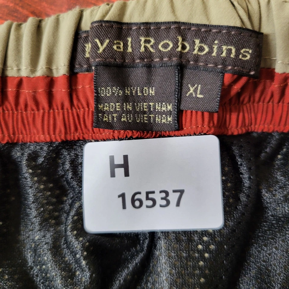 Royal Robbins Men Activewear Shorts XL Khaki Nylon Chino Buckle 7" Inseam - Image 2 of 4