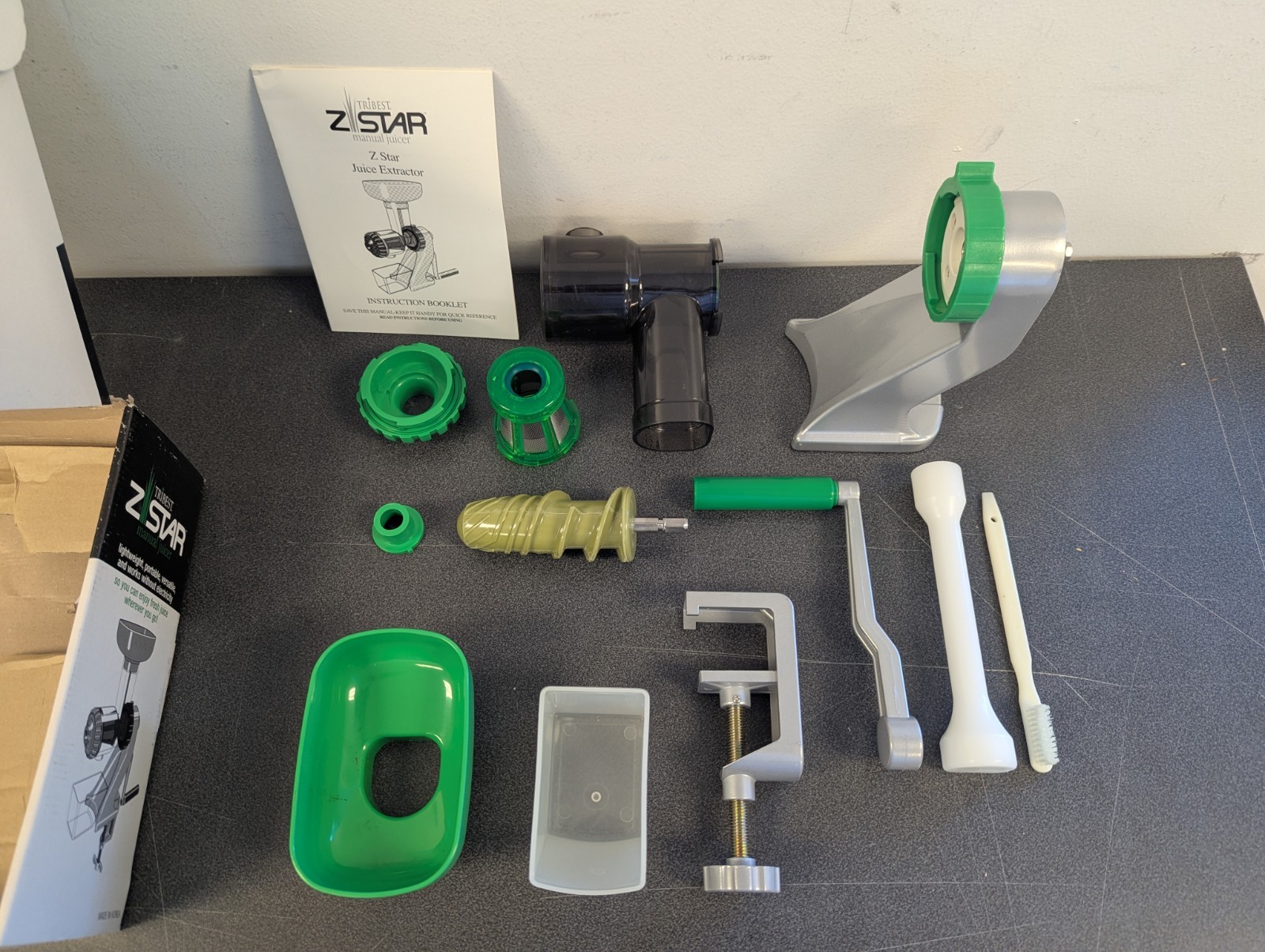 Tribest Z Star Manual Juicer - Wheatgrass, Fruits & Vegetabl