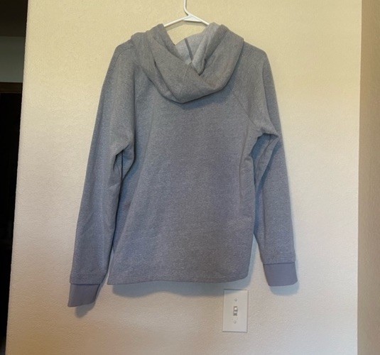 Under Armour Women’s Threadborne Pullover Gray Ho… - image 4