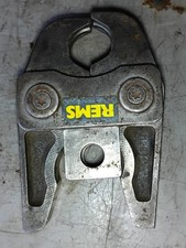 Presszange Pressbacke Rems M 28  es sitzt nicht ganz gerade