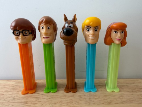 Lot of 5 - Scooby-Doo Gang Pez Candy Dispensers Shaggy, Fred, Daphne, Velma