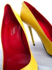 Escarpins en cuir jaune à talons aiguilles style Anouk 1969 Made in Italy 38