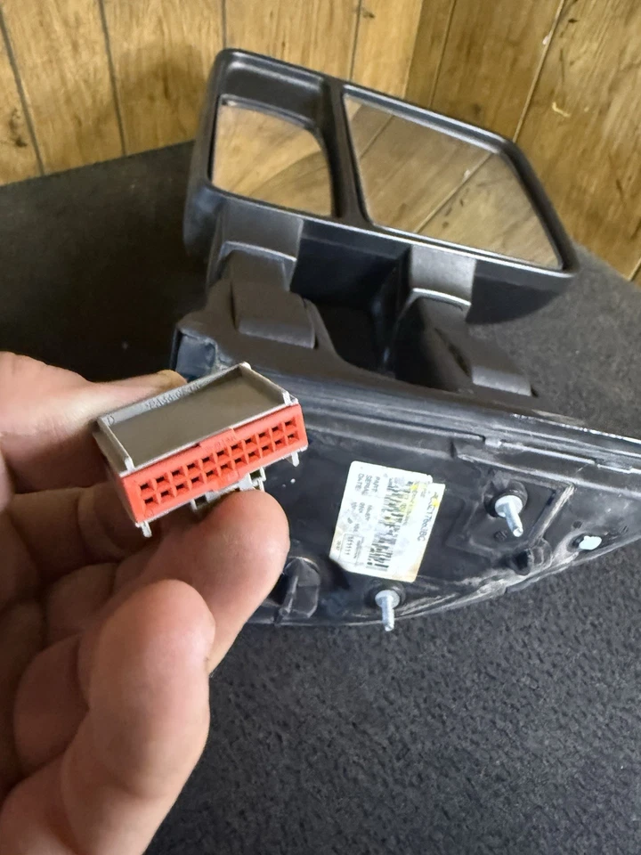 08-10 Ford F250 F350 Heated Tow Mirror ( DRIVER ) # 8C3Z-17683-BC UNTESTED - Image 4 of 4