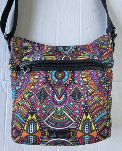 Bolso Bandolera Sakroots Artist Circle Wanderlust Colorido Arco Iris Hippie Llamas - Imagen 2 de 15