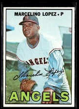 1967 Topps Marcelino Lopez NRMT/MT Set Break #513