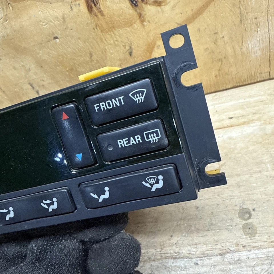 1998 - 2002 Lincoln Town Car AC Heater Climate Control Unit F8VH-19C933-AE OEM Foto 4 de 4