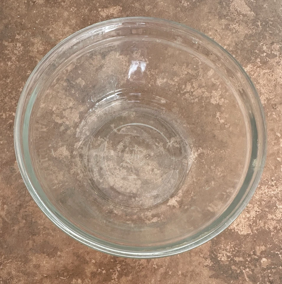 Anchor Hocking USA Clear Glass Mixing Bowl 1 Qt 6.5in  Conventional/Microwave - Image 3 of 3