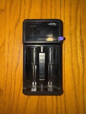 EFEST V2 LUC Universal Digital LCD 3.7v Batte...
