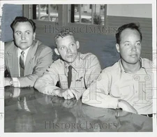1955 Press Photo Lt. Shelby Bohannon with attorneys Woody and Williams.