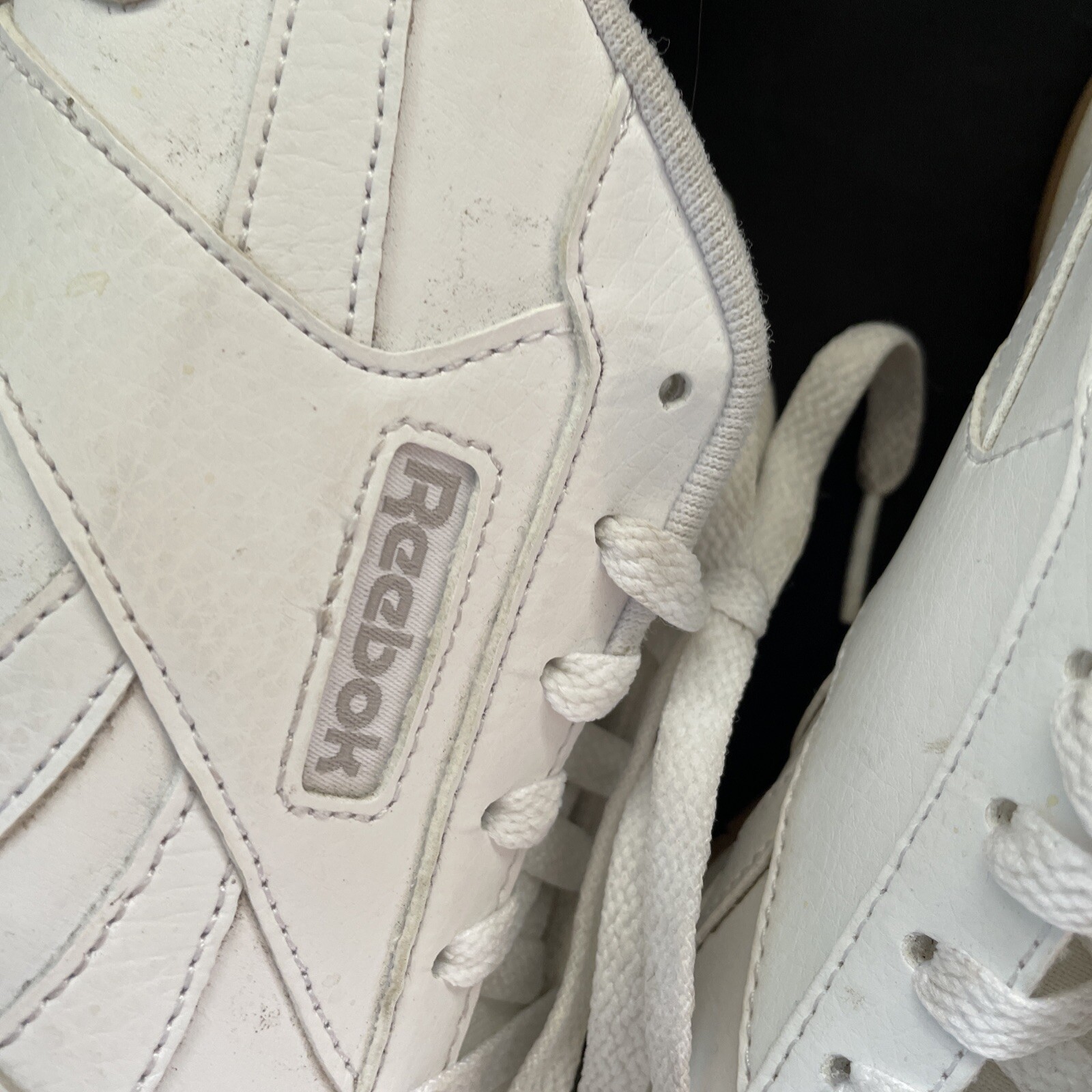 SAOLA Sneakers basse Reebok bianche in pelle suola in gomma stringata top da donna taglia 9