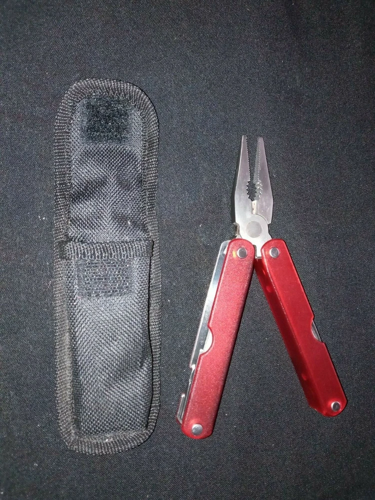 MULTI-TOOL 12 TOOLS IN ONE WITH BELT ATTACHEMENT CARRYING CASE / BE PREPARED