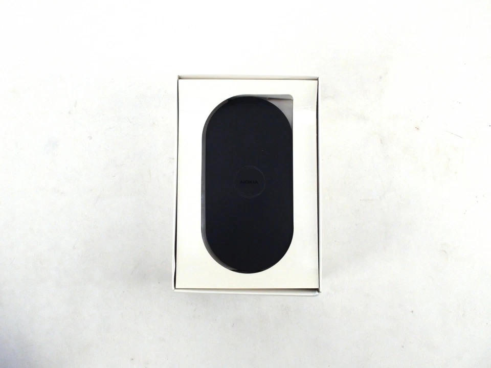 Nokia Wireless Charging Dock DT-900, Black - New, Damaged Box - Image 2 of 4
