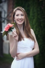 New wedding dress DBS light ivory sz 6