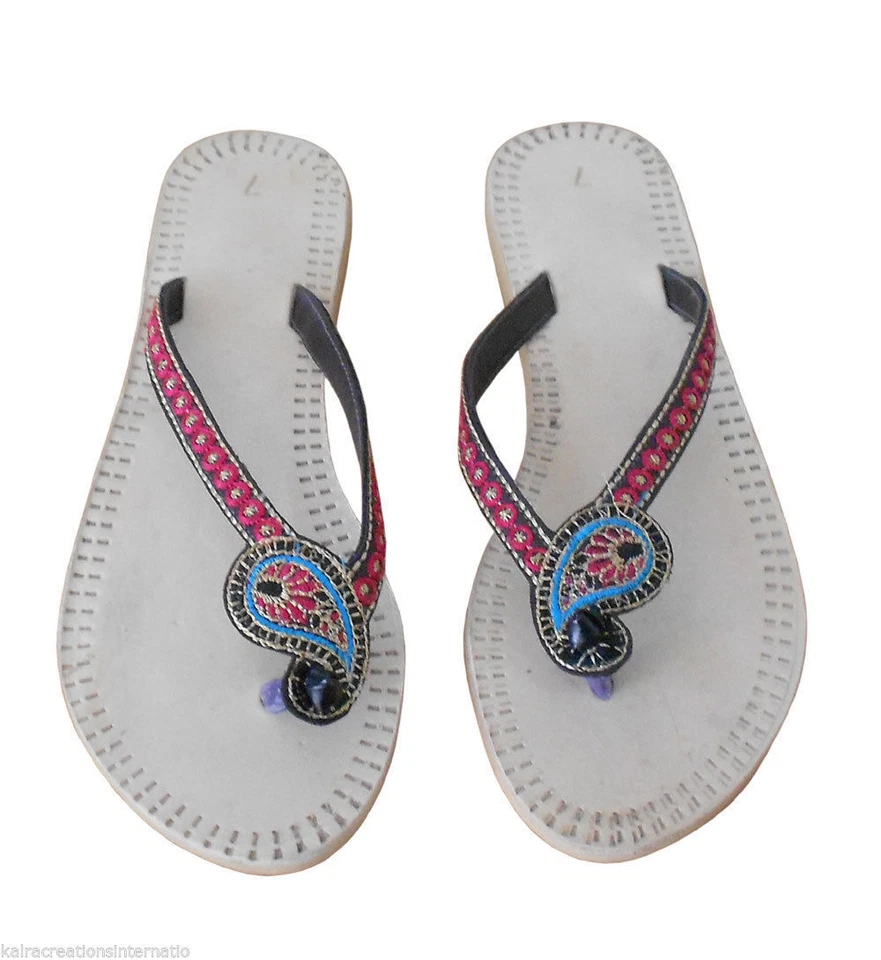 Zapatillas de mujer indias hechas a mano de cuero chanclas crema informales zapatillas EE. UU. 8,5 Foto 2 de 4