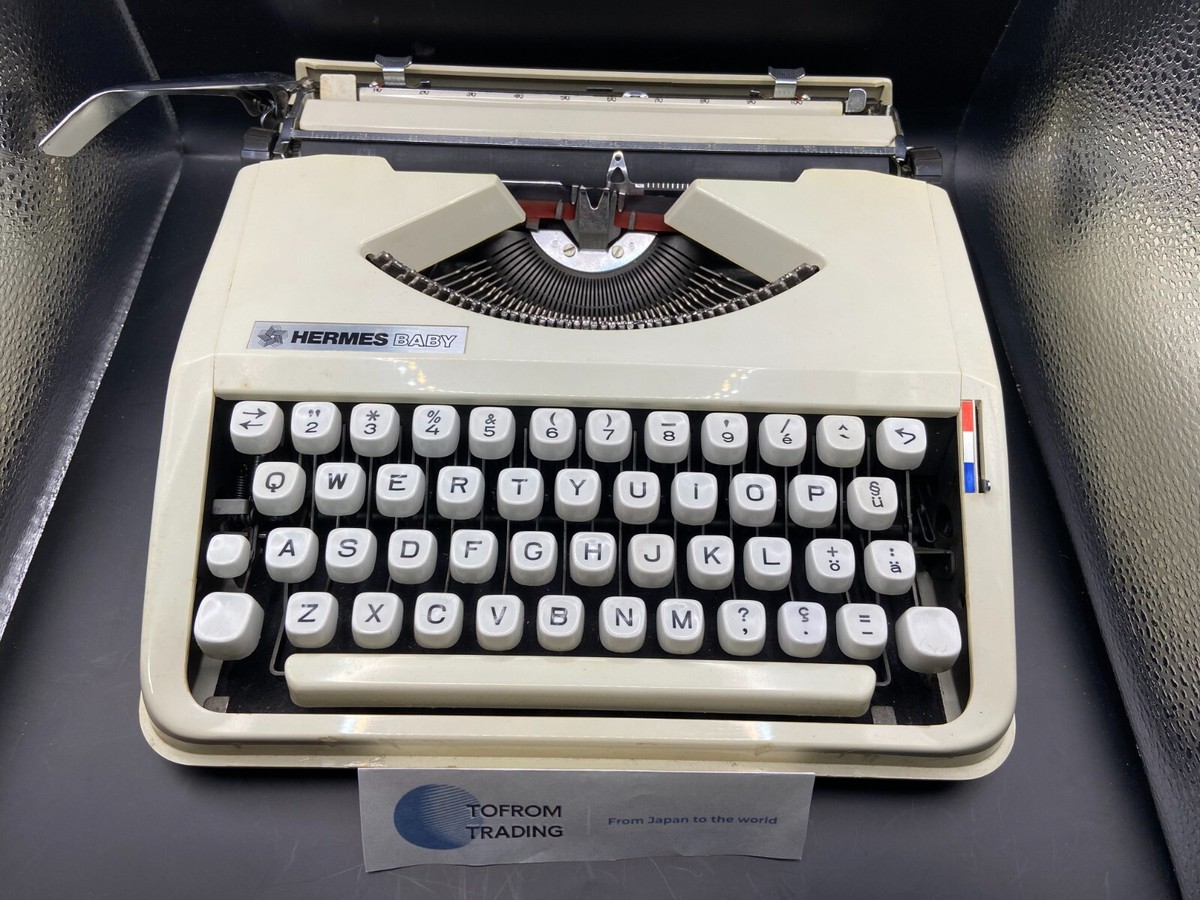 HERMES Baby Typewriter Vintage Retro w/instruction manual