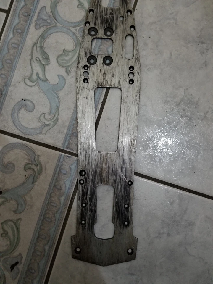 Serpent 6104 Vintage - Serpent 6000 - Chassis 4mm - Ribassato - RC - 1:8 - Immagine 4 di 4