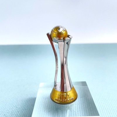 Club World Cup Trophy 8cm