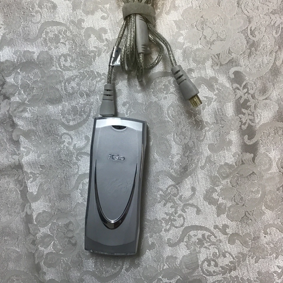 Fuente de alimentación adaptador de aire acondicionado para computadora portátil Juice (PS0055) iGO - falta cable para dispositivo Foto 3 de 4