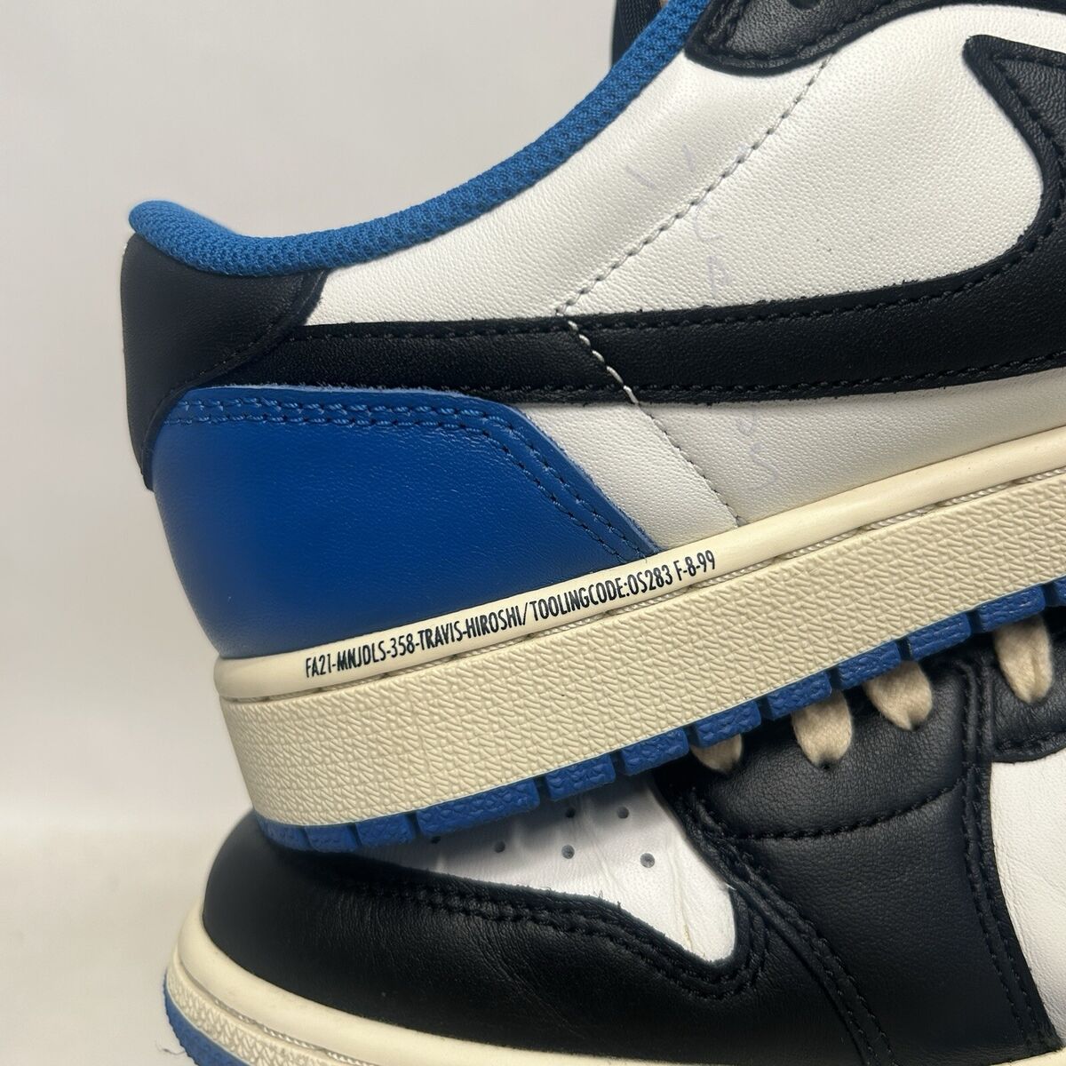 Nike Air Jordan 1 Retro Low OG Sp Travis Scott X Fragment Nike Air Jordan 1 Retro Low OG Sp Travis Scott X Fragment