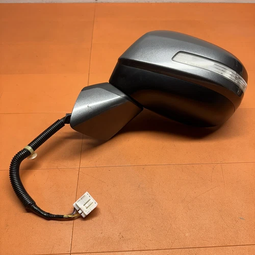 027497 | 2013 Honda Civic Hybrid Left Door Turn Signal GRAY OEM Heated LH