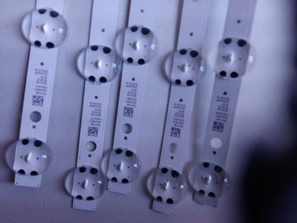 SCC_Y19.5_TRIDENT_65UM73_REV00_190823 LED BACKLIGHTS FOR LG 50UP81006LR - Image 2 of 4