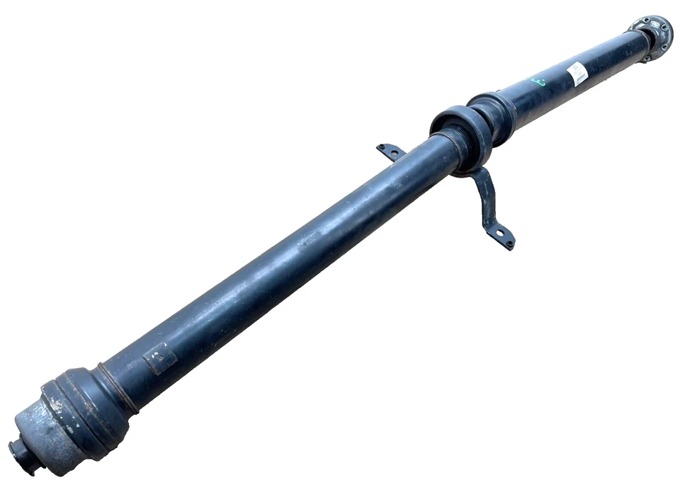 Eje de transmisión hélice trasera Audi A5 S5 Quattro 2013-2017 8T0 521 101 P OEM Foto 2 de 4