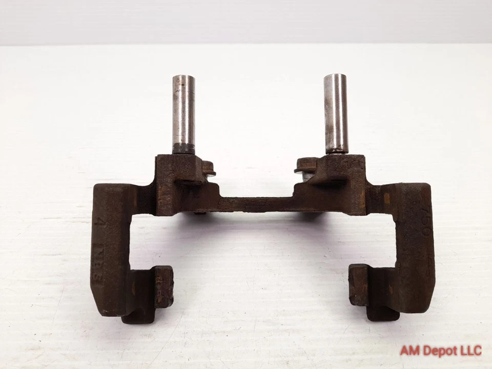 Soporte portador de pinza de freno trasero BMW 335xi 335i Turbo E90 E92 2007 con pernos Foto 3 de 3