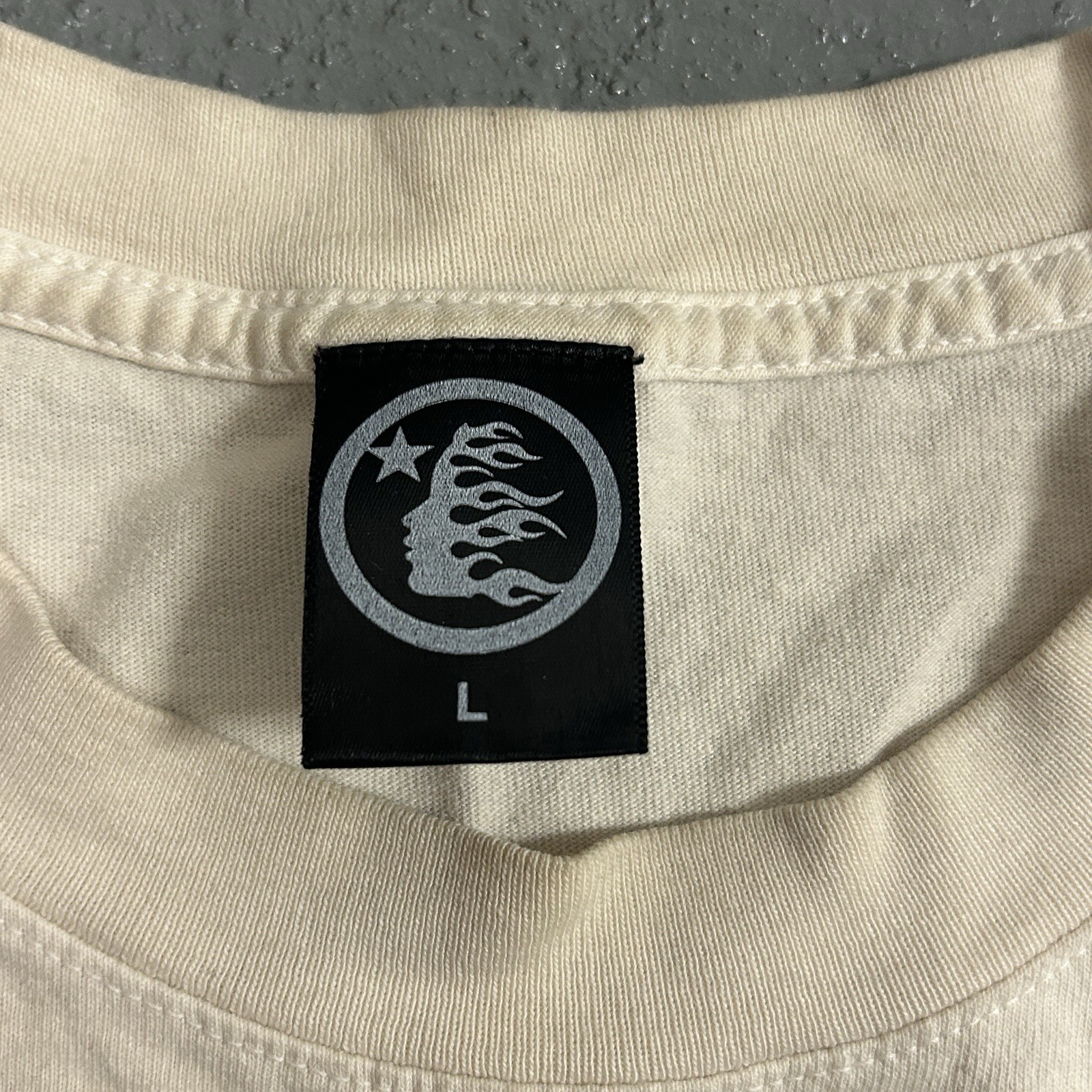 Authentic Hellstar Studios Yoga Short Sleeve Tee … - image 8