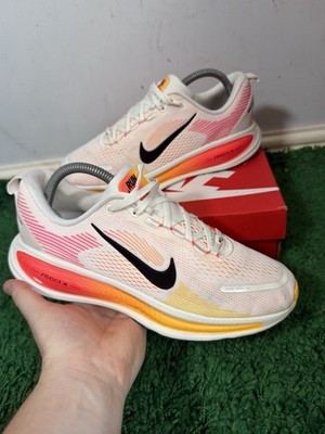 Nike Zoom Vomero 18 - Weiß & Gelb Orange - UK 6 Laufschuhe Turnschuhe
