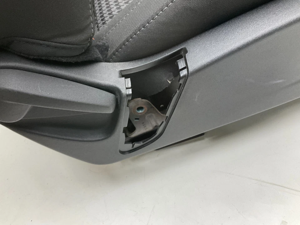 2015 - 2020 Dodge Charger Front Seat RH Passenger Side Black Cloth Manual - Image 3 of 4