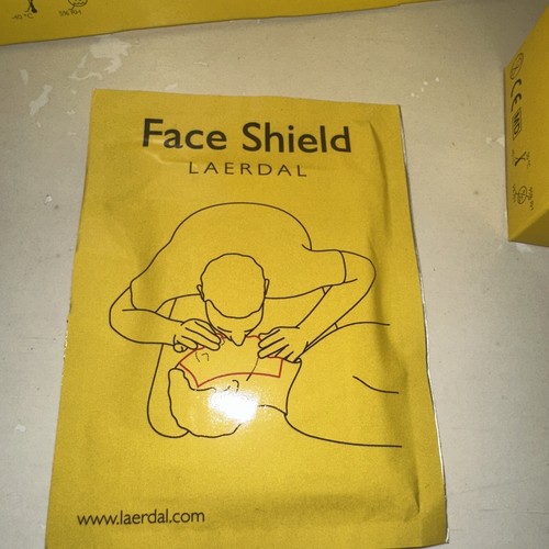 Laerdal® Face Shield CPR Barrier 46000001 - PKG of 50 pcs - New - Free Shipping - Picture 3 of 6