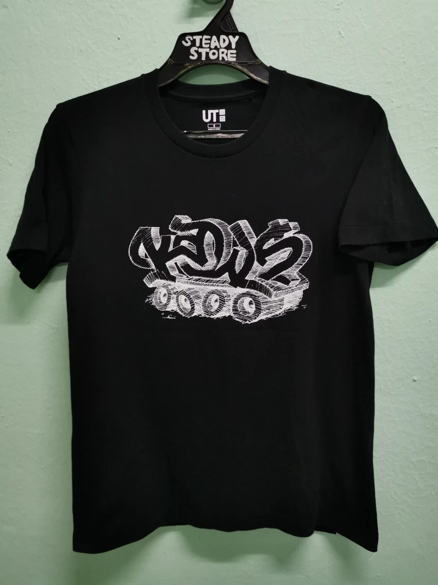 kaws uniqlo black tee
