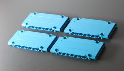 LEGO Technic: 4x Panel Plate, dark azure (aus Modell 42070)