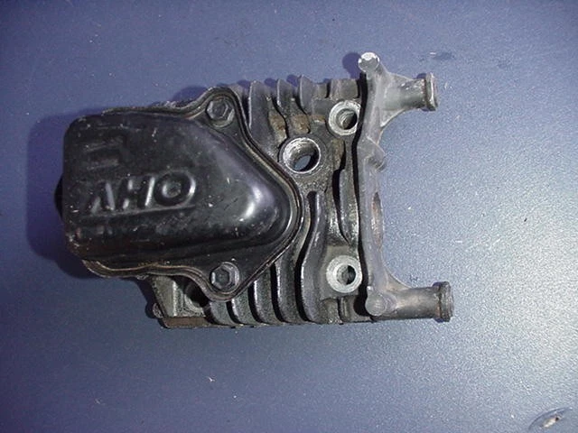 Conjunto de válvulas de culata para cortacésped Briggs & Stratton Troy-Bilt 595353 Foto 4 de 4