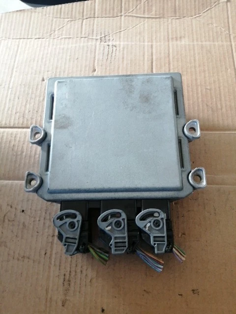 5WS40572A-T SID806 9662685580 9653451880 CENTRALINA MOTORE PEUGEOT 1007 1.4 HDI - Immagine 3 di 3