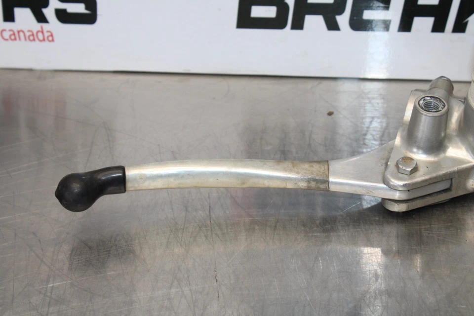 78-79 CILINDRO MAESTRO FRENO DELANTERO HONDA GOLDWING 1000 BB171 Foto 3 de 4