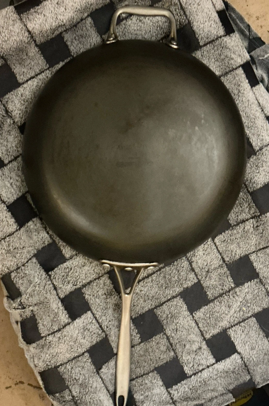 Calphalon Premier Hard-Anodized Aluminum 13 Inch Wok