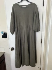 Hackwith Design House Oversized Dress Moss Green Linen XS / S