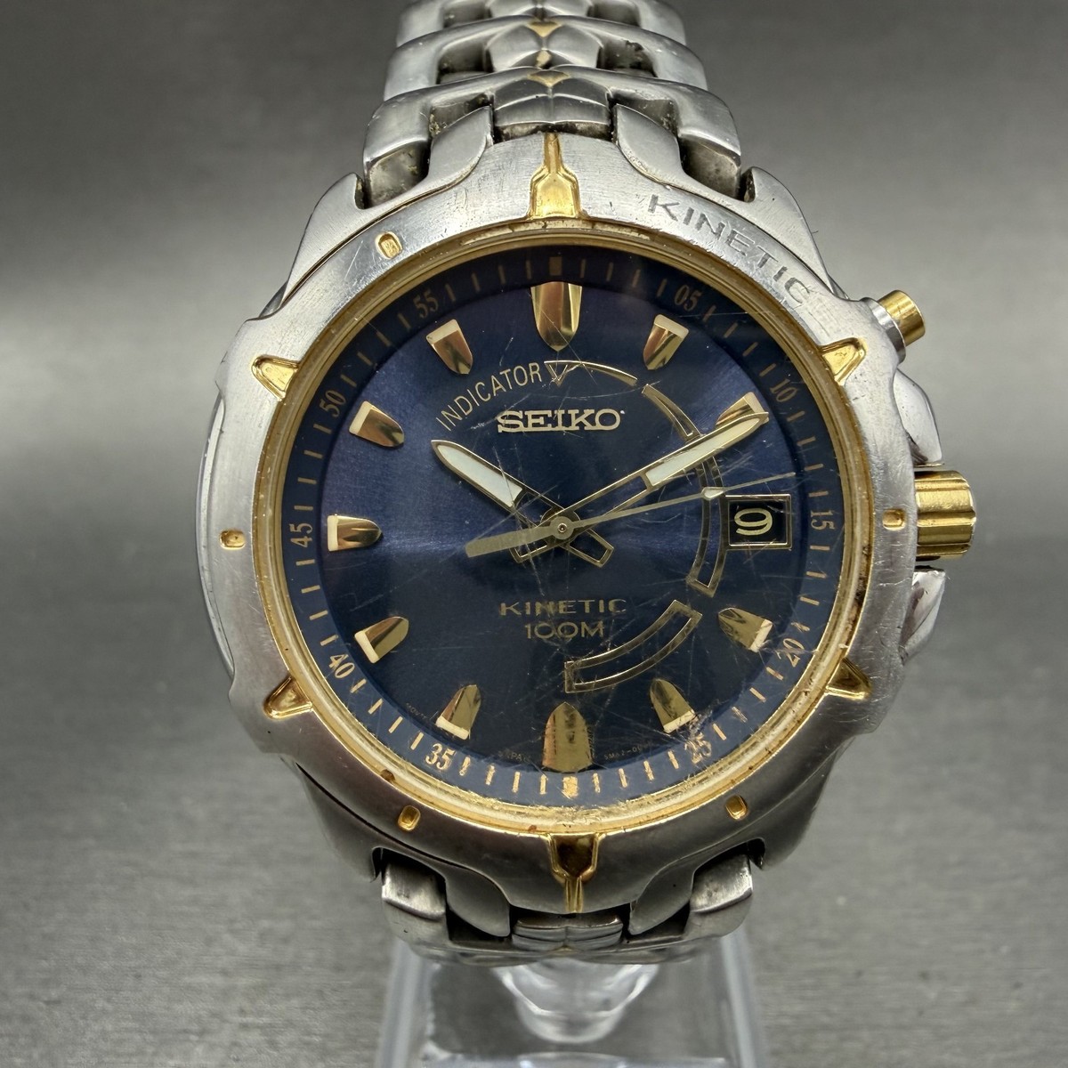 Seiko Kinetic Watch Men 39mm Blue Dial two Tone Date Round 5M62
