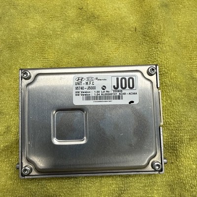 18-21 KIA STINGER FRONT WARNING WINDSHIELD CAMERA 95740-J5000
