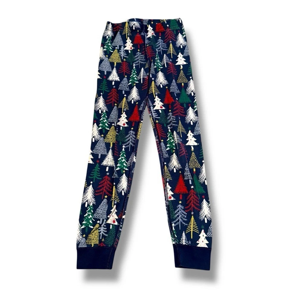 Calça pijama Hanna Andersson Long John em árvores cintilantes na marinha tamanho 130 (EUA 8) - Imagem 2 de 4