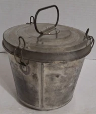 Vintage Metal Jello  Mold With Locking Lid