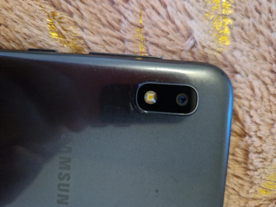 Samsung Galaxy A10 · 32GB, photo 1 sur 4