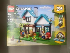 LEGO Creator 3 in 1 Cozy House 31139 New Sealed Free Shipping